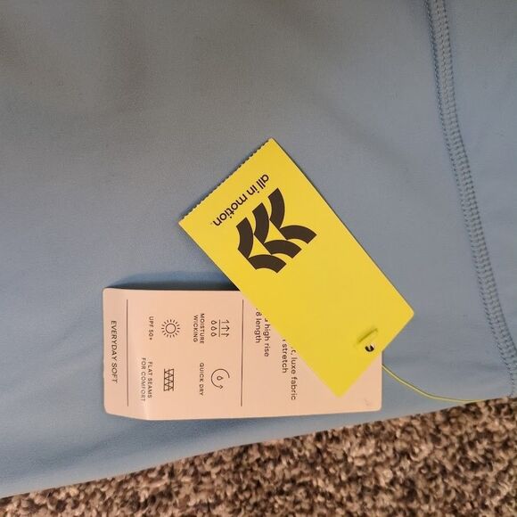 NWT All in Motion XXL Sky Blue Everyday Soft Crossover Waist Leggings7/8 Length - Picture 2 of 4